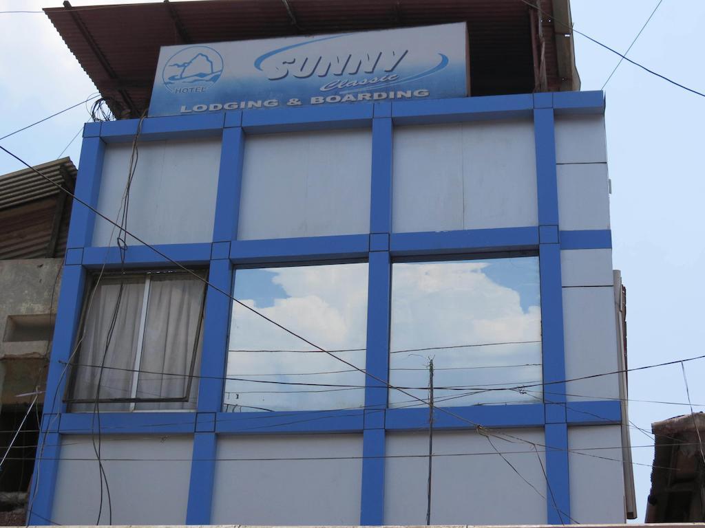 Hotel Sunny Classic Mahābaleshwar Kültér fotó
